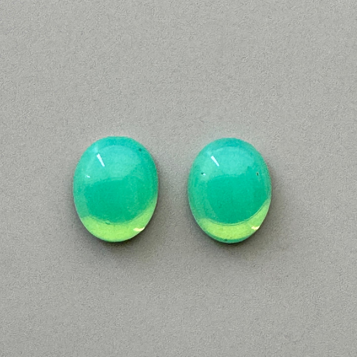 Czech Vintage Vaseline Glass Cabochon Oval Green 10x8mm【2pcs】