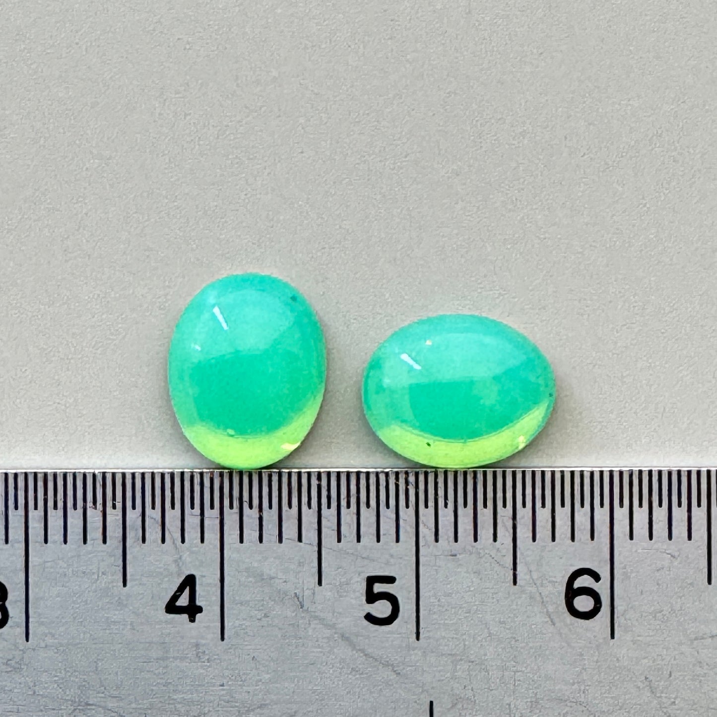 Czech Vintage Vaseline Glass Cabochon Oval Green 10x8mm【2pcs】