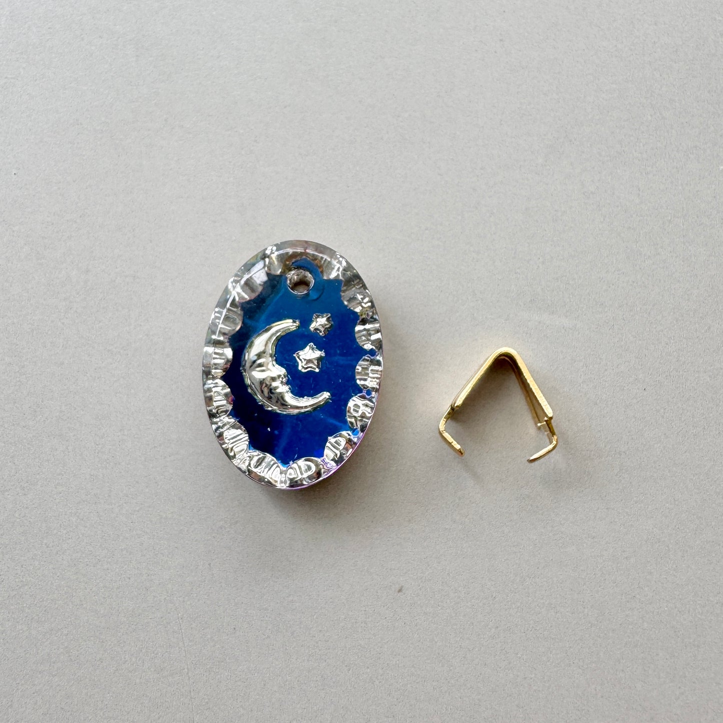 German Intaglio Moon and Stars Oval Pendant Top 14×10mm